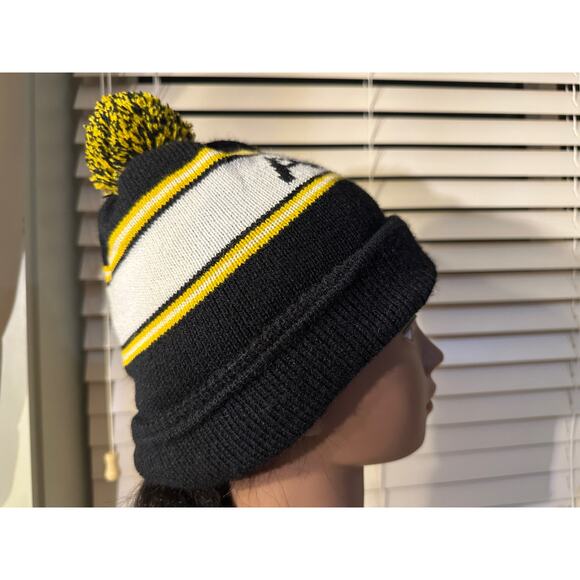 "ARMY" green yellow beanie with pom pom - Picture 5 of 6